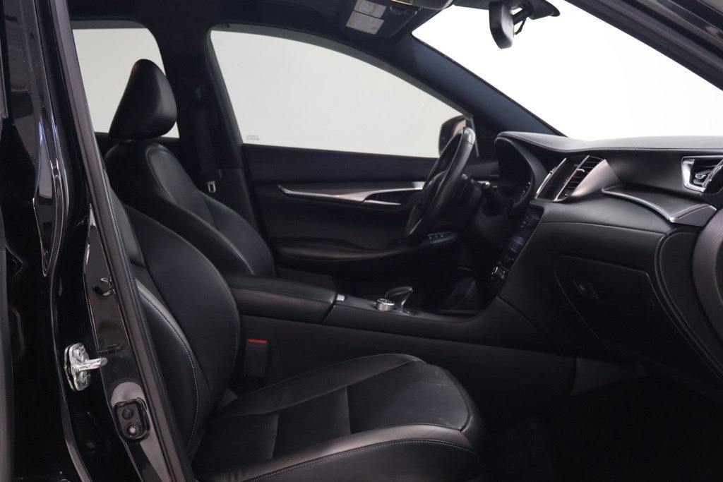 Used 2022 INFINITI QX50 Luxe w/ Appearance Package AWD/4WD image 13