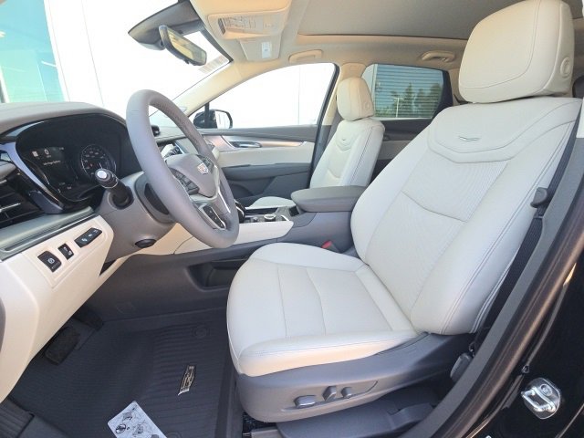 New 2025 Cadillac XT5 Premium Luxury w/ Technology Package image 10