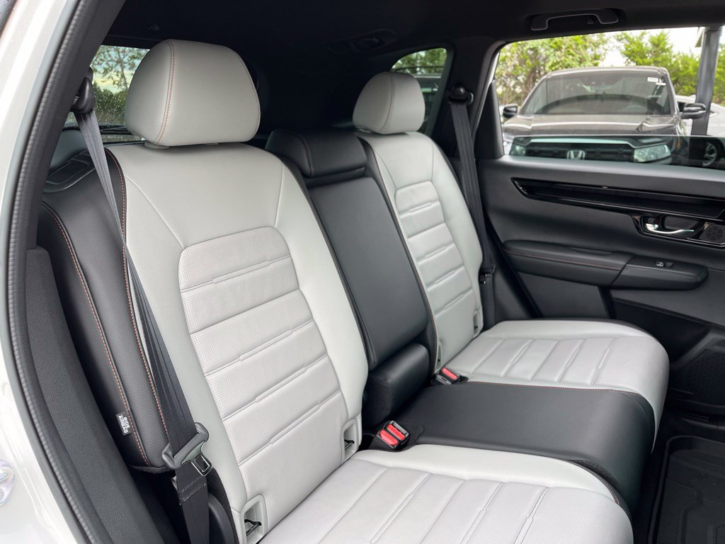 Certified 2026 Honda CR-V Sport Touring image 31