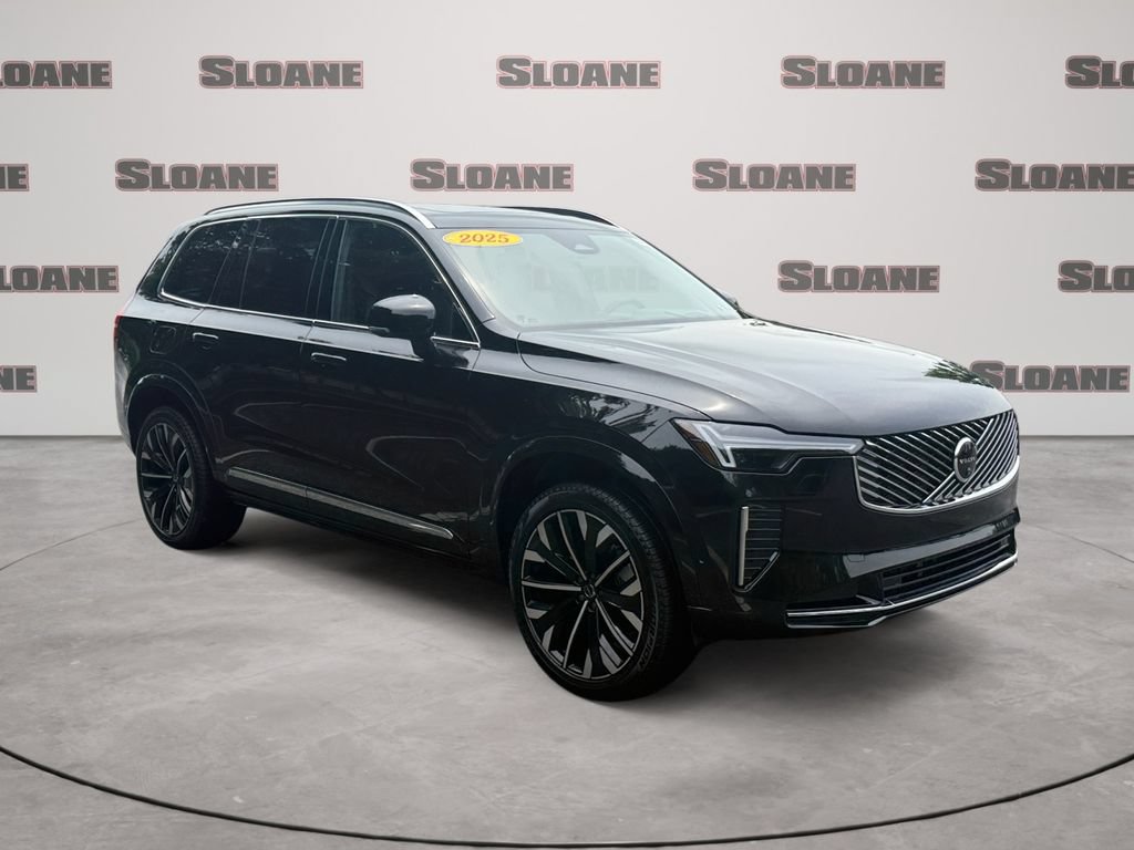Used 2025 Volvo XC90 B6 Ultra w/ Protection Package AWD/4WD image 7