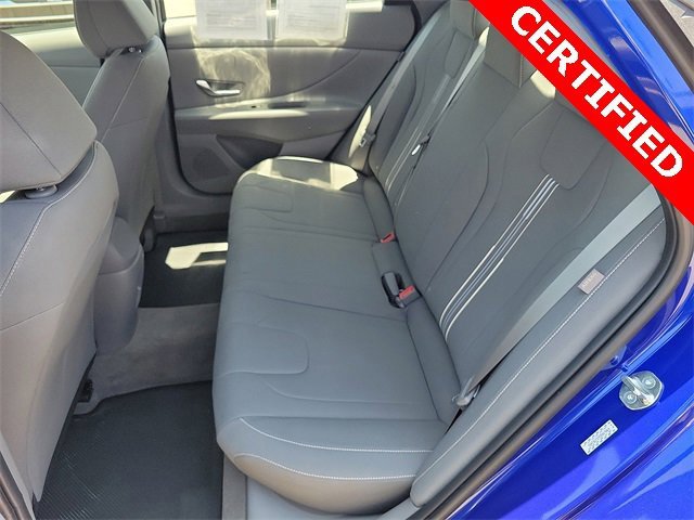 Used 2024 Hyundai Elantra SEL image 17