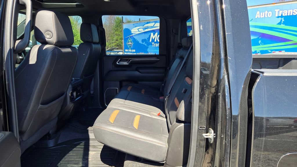 Used 2024 GMC Sierra 3500 AT4 w/ AT4 Preferred Package AWD/4WD image 25