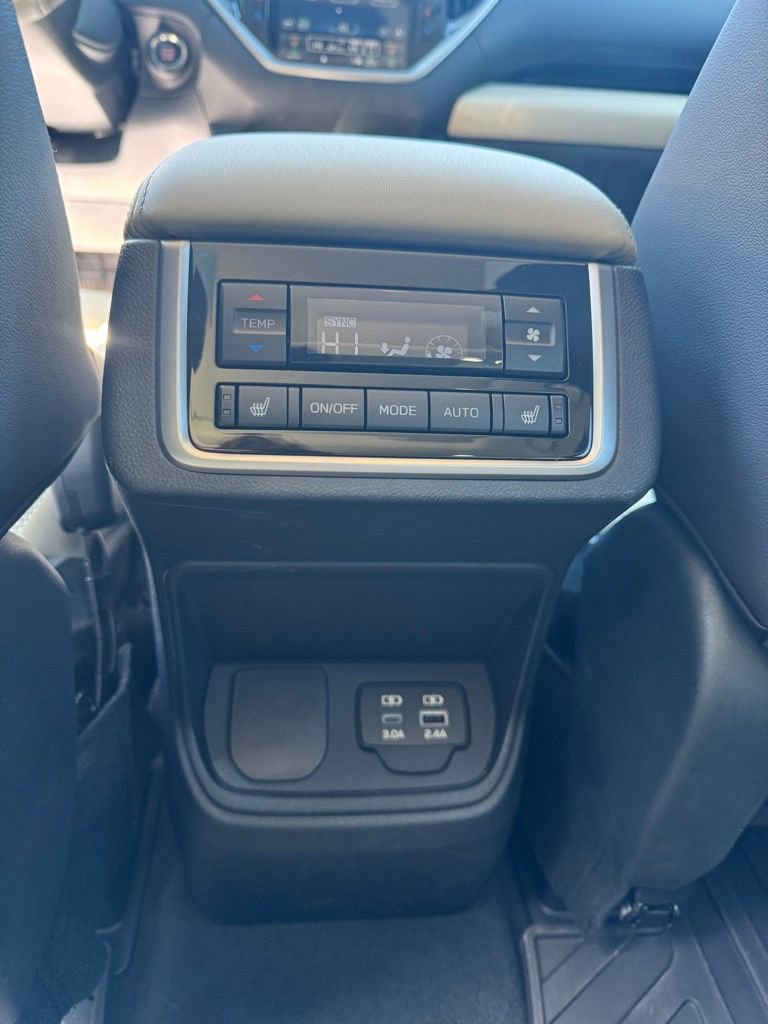Used 2024 Subaru Ascent Limited w/ Technology Package AWD/4WD image 21