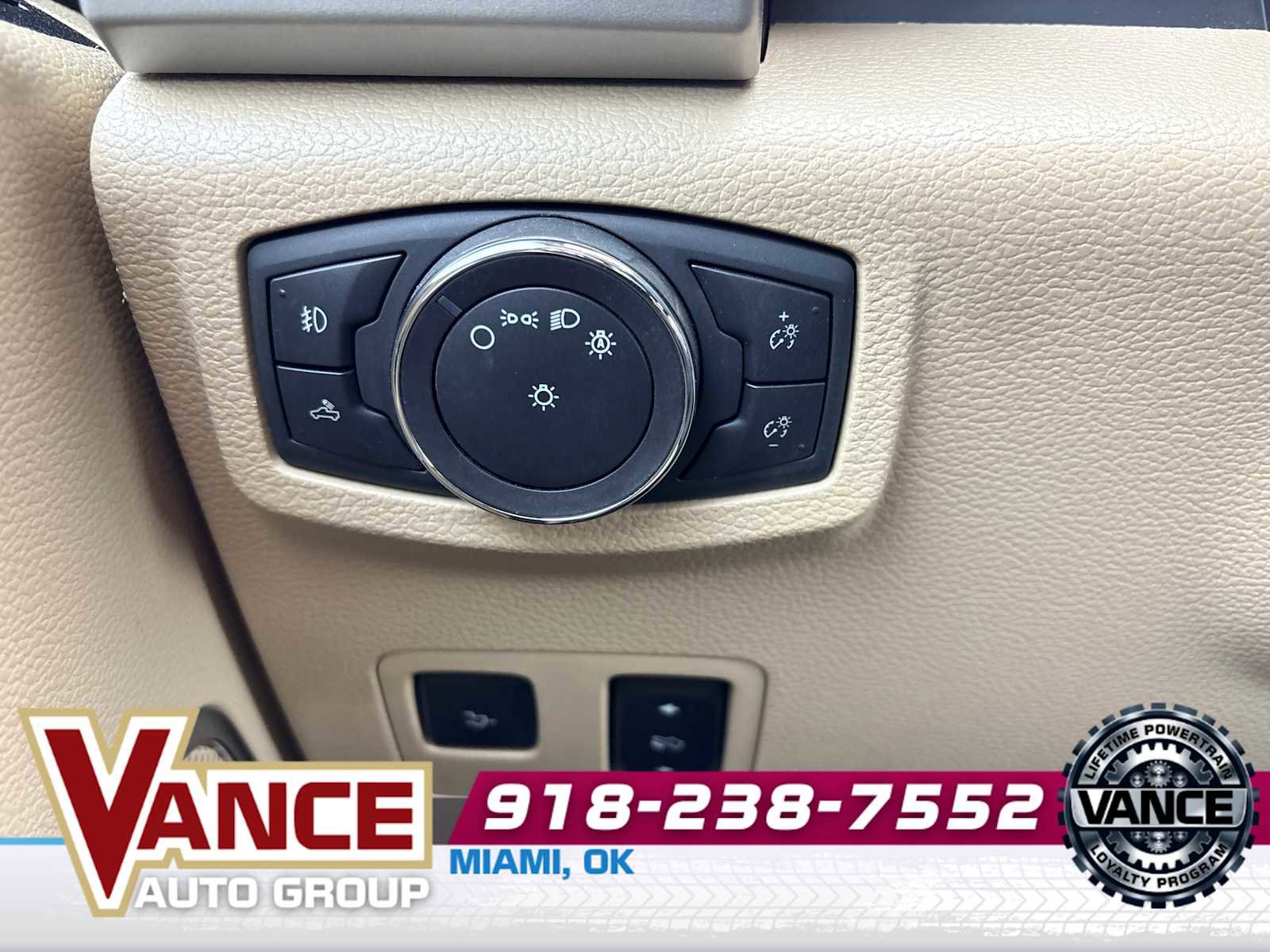 Used 2019 Ford F250 Lariat w/ Lariat Ultimate Package image 34