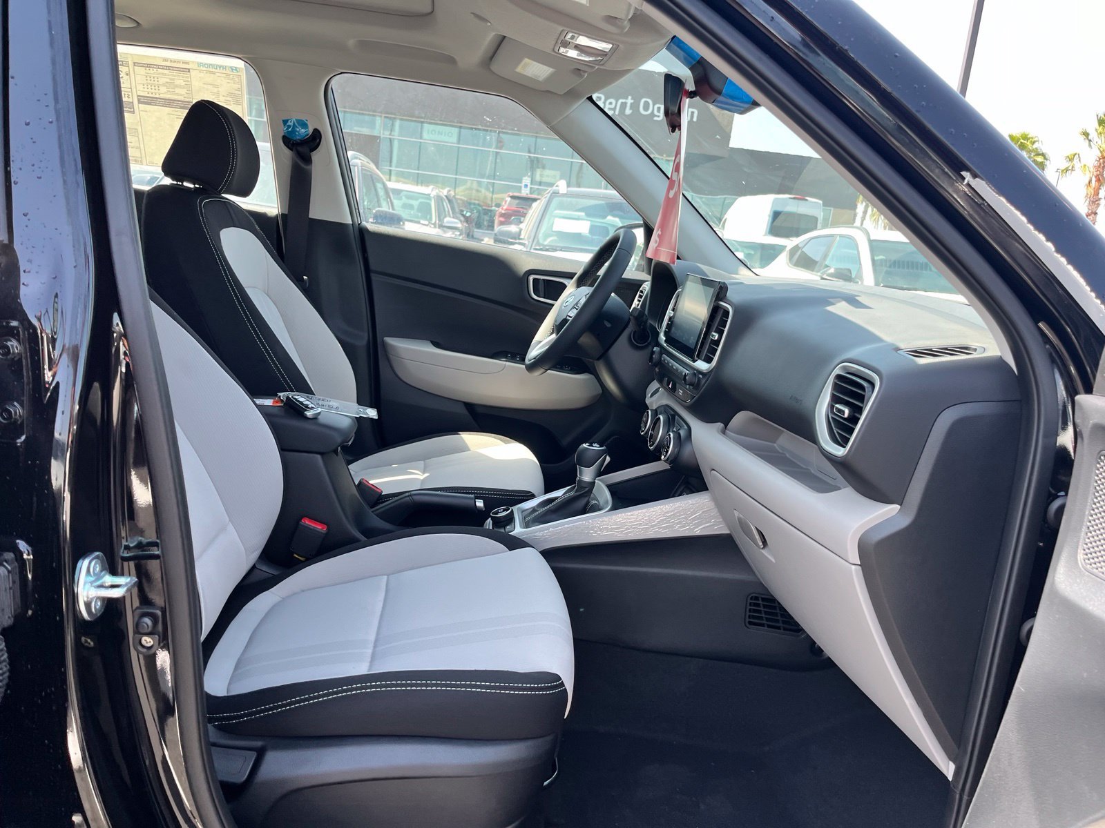 New 2026 Hyundai Venue SEL FWD image 22