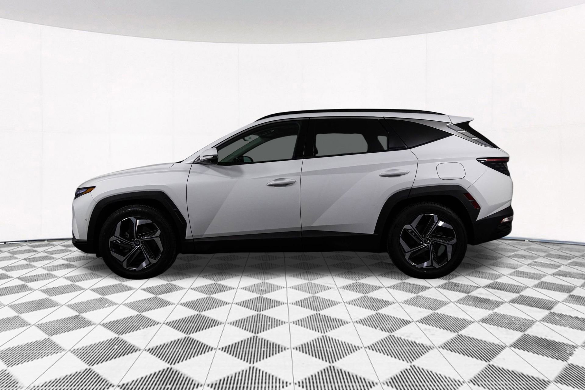 Used 2023 Hyundai Tucson Limited image 11