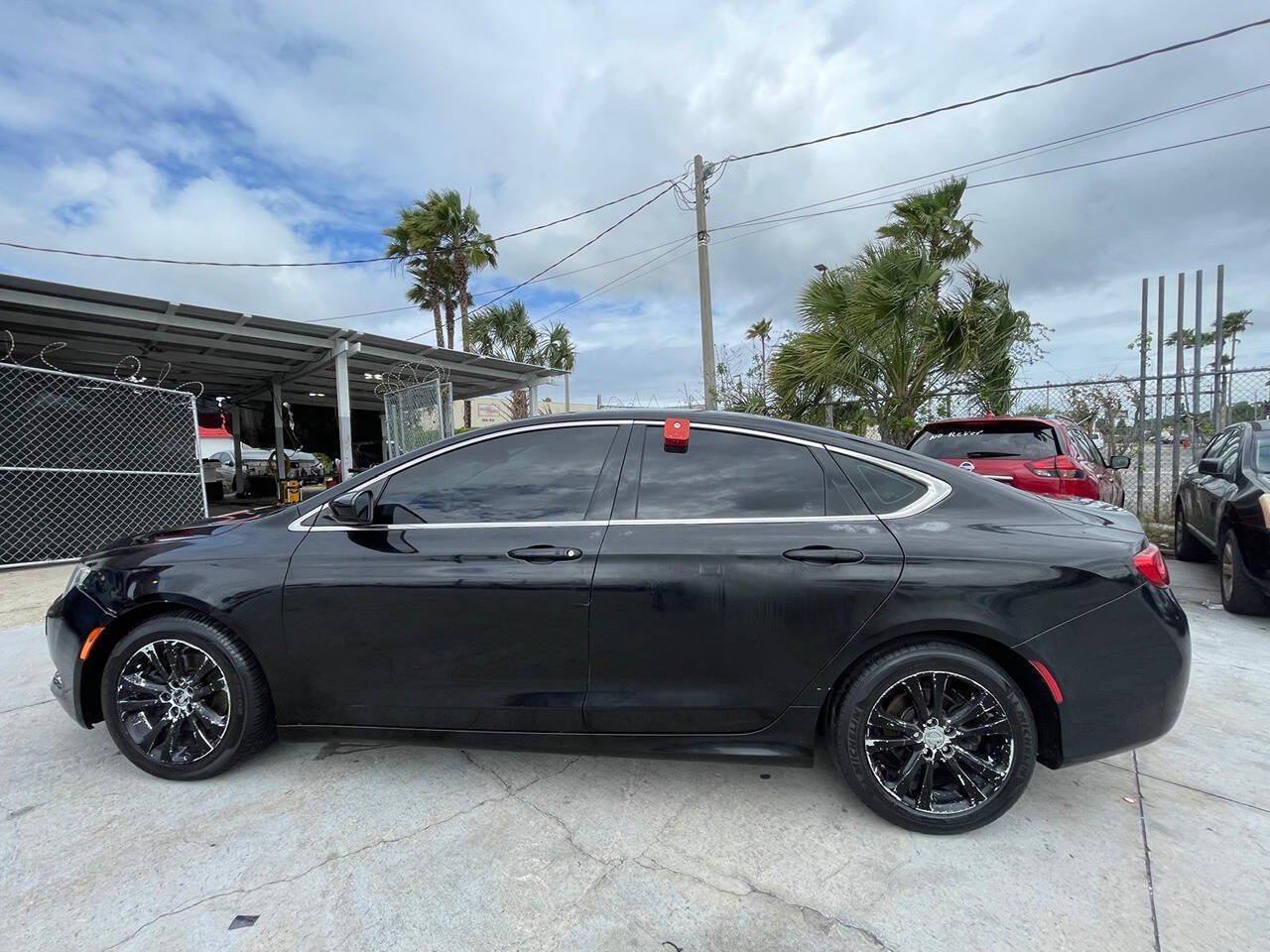 Used 2015 Chrysler 200 Limited w/ Convenience Group FWD image 20