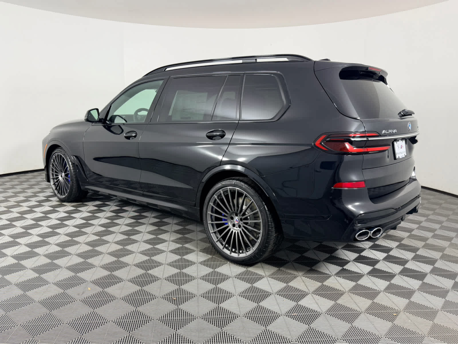 New 2026 BMW ALPINA XB7 AWD/4WD image 5