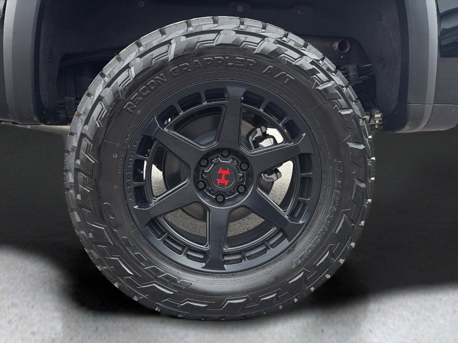 New 2026 Chevrolet Silverado 1500 ZR2 w/ Dark Appearance Package AWD/4WD image 43
