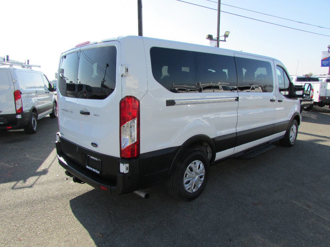 Used 2022 Ford Transit 350 XLT image 6
