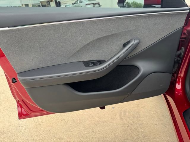 Used 2025 Tesla Model 3 Long Range RWD image 4