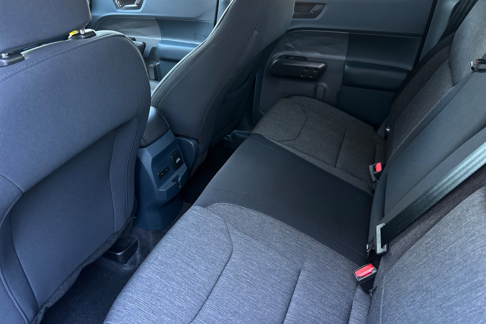 New 2025 Ford Maverick XLT w/ XLT Luxury Package image 11