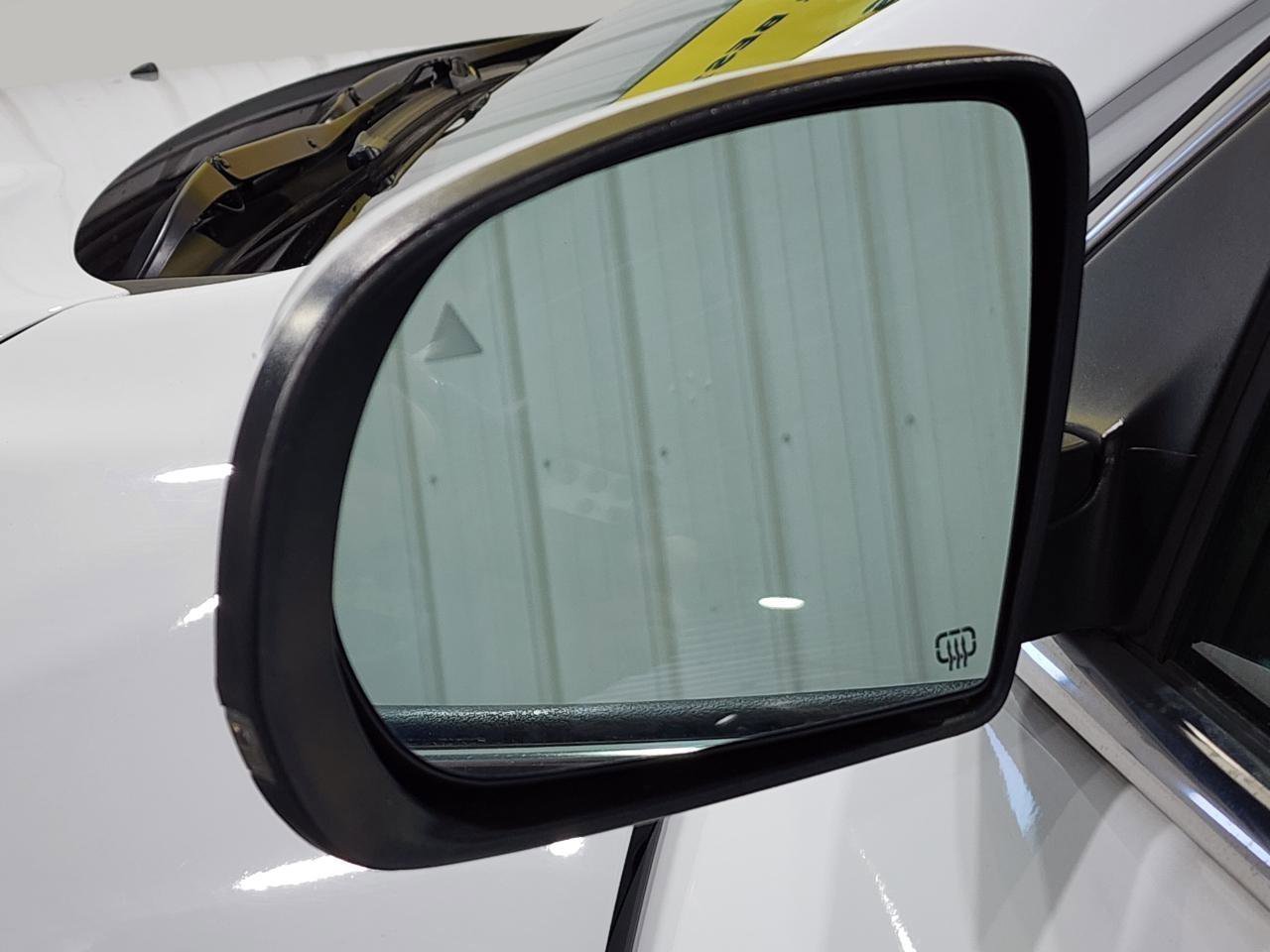 Used 2019 Jeep Cherokee Limited AWD/4WD image 37