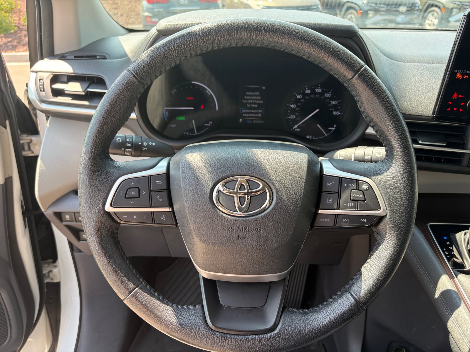 Used 2022 Toyota Sienna XLE FWD image 9