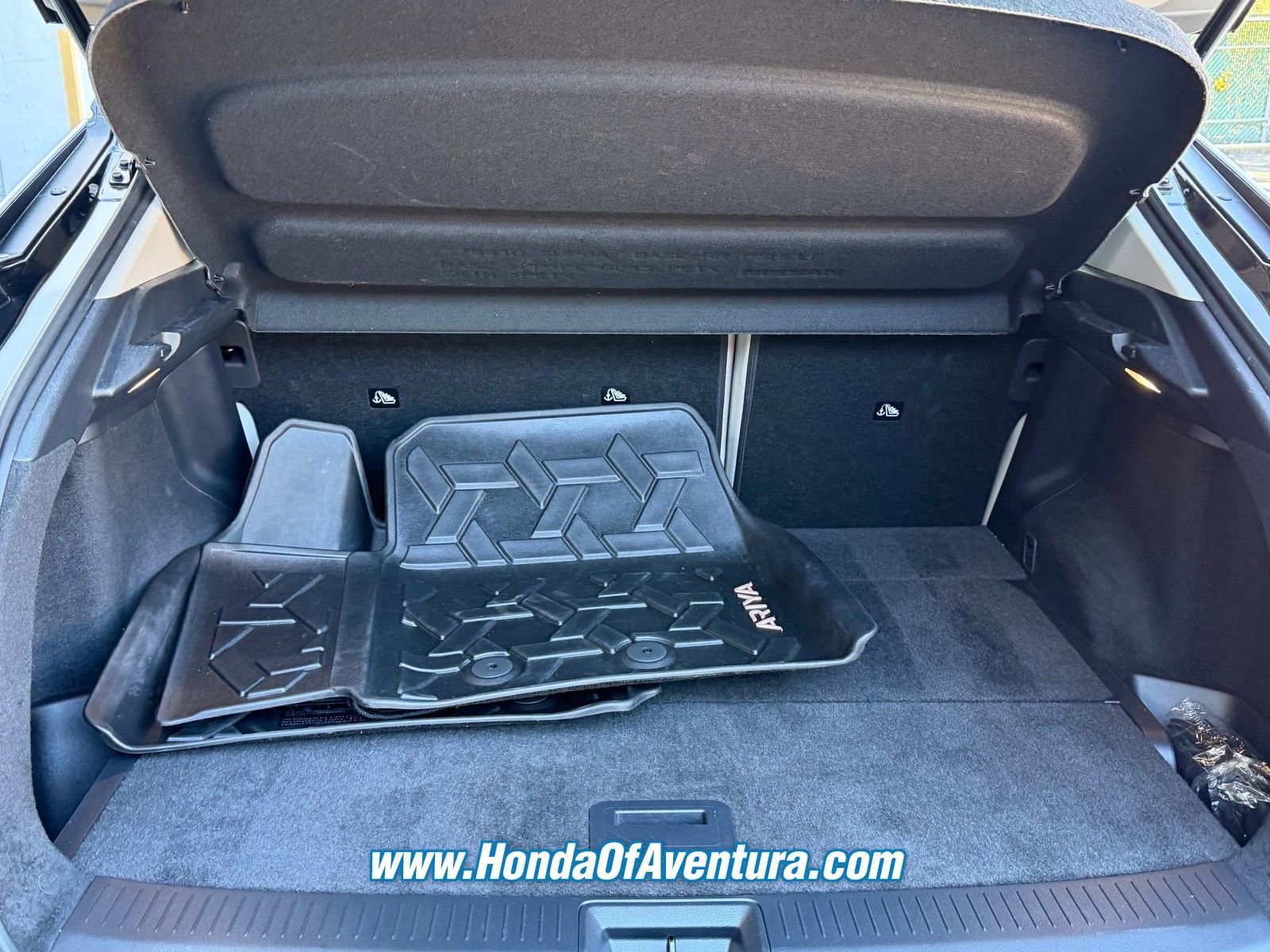 Used 2023 Nissan Ariya FWD image 15