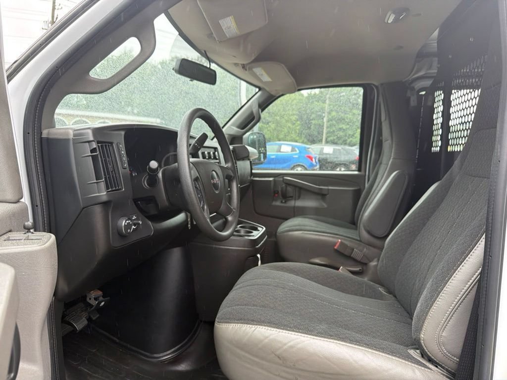 Used 2025 GMC Savana 2500 w/ Driver Convenience Package RWD image 30