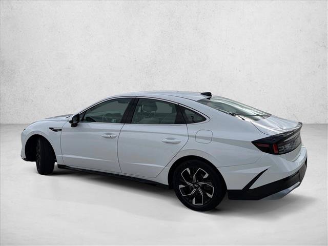 Used 2025 Hyundai Sonata SEL FWD image 8