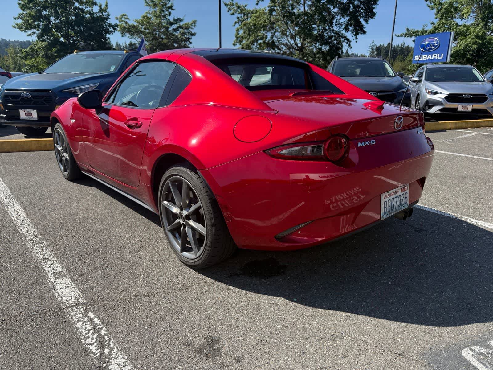 Used 2017 MAZDA MX-5 Miata RF Grand Touring RWD image 2