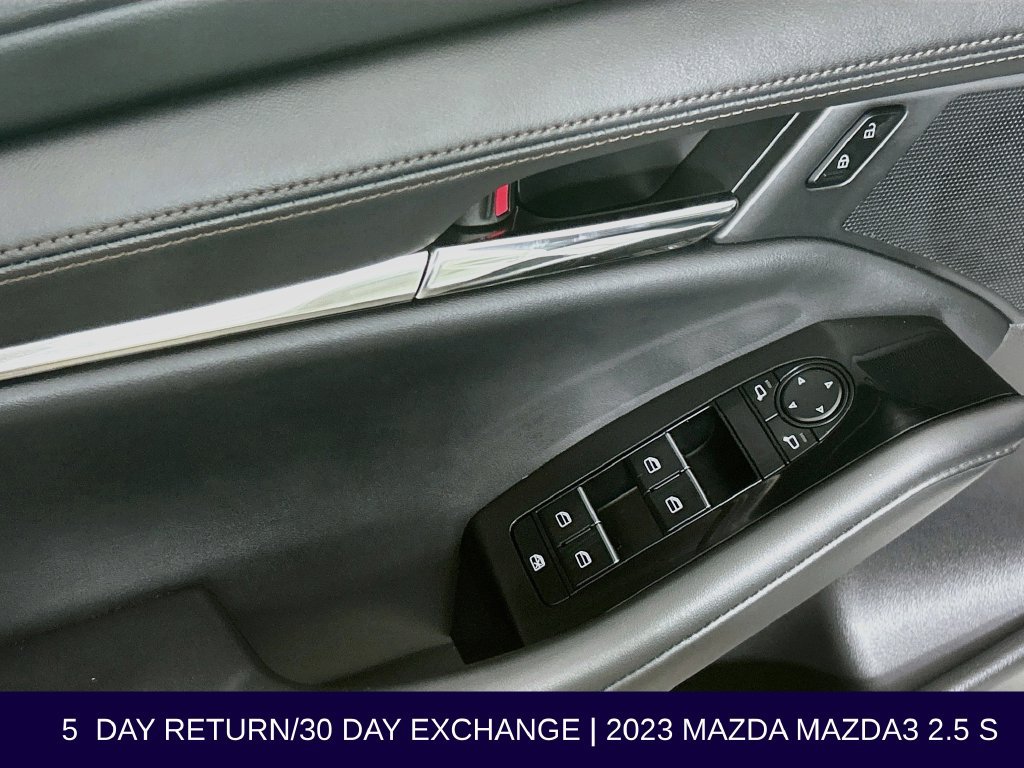 Used 2023 MAZDA MAZDA3 s FWD image 24