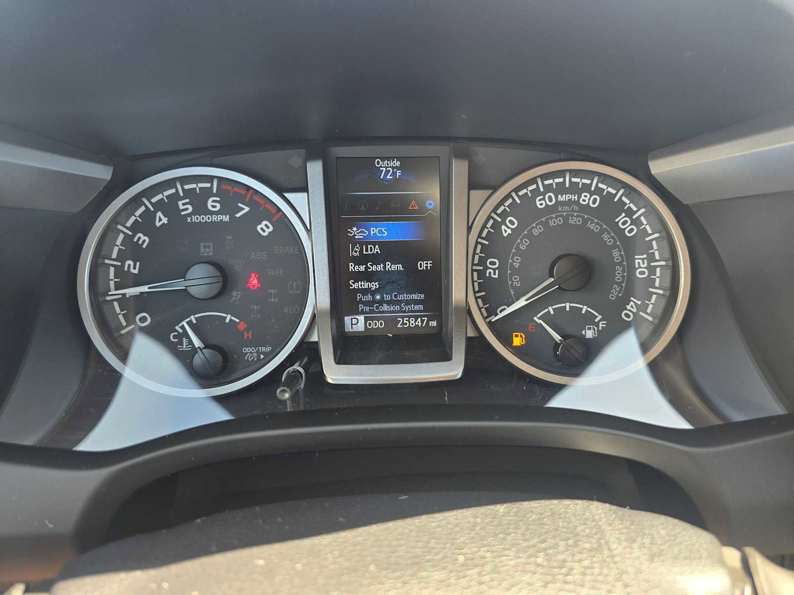 Used 2023 Toyota Tacoma SR5 AWD/4WD image 25