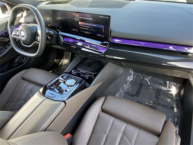 Certified 2025 BMW i5 xDrive40 w/ Premium Package image 14