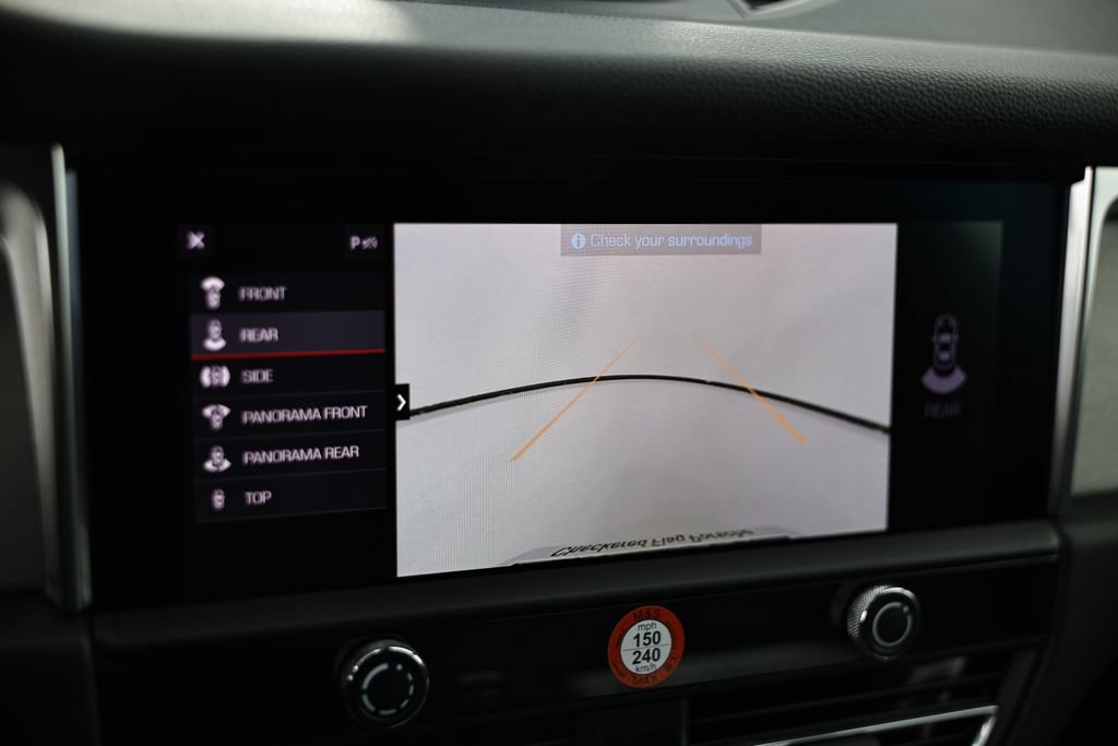 Certified 2026 Porsche Macan image 39
