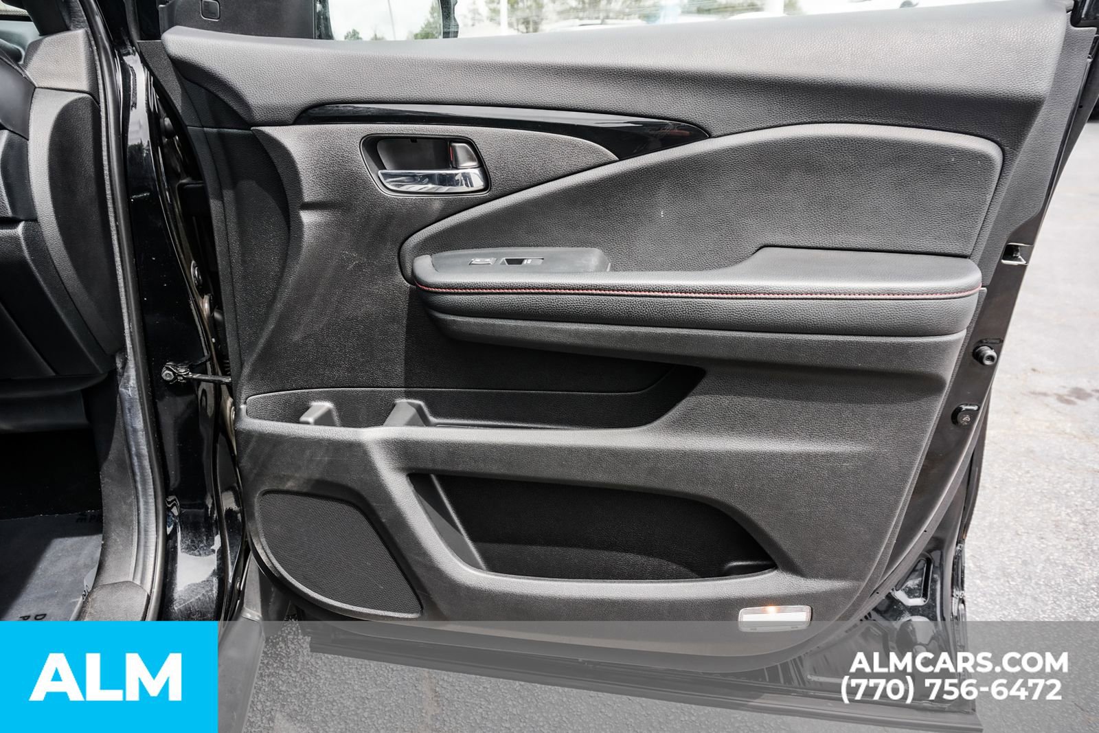 Used 2022 Honda Pilot Black Edition image 49