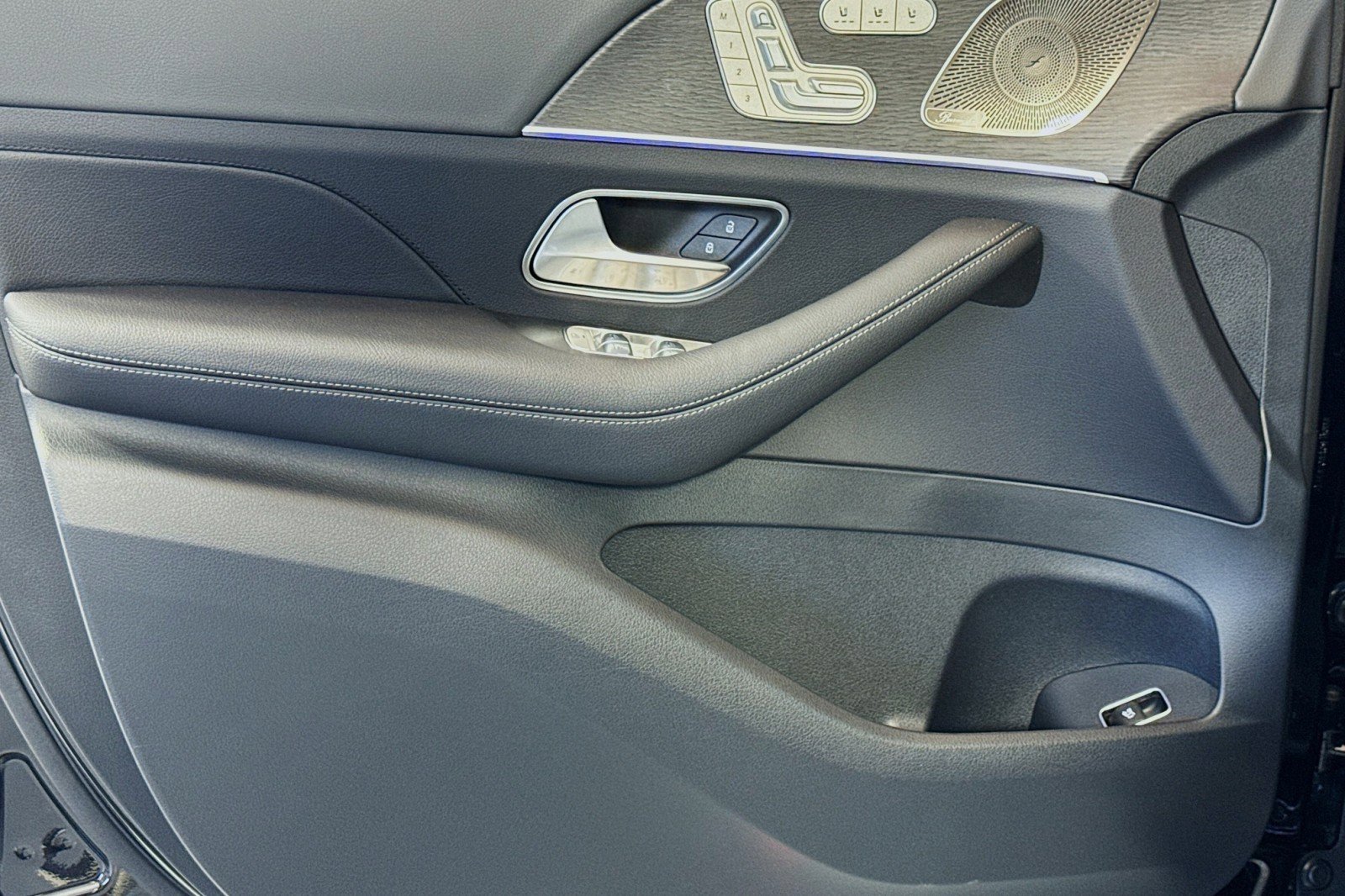 New 2025 Mercedes-Benz GLE 580 4MATIC image 16