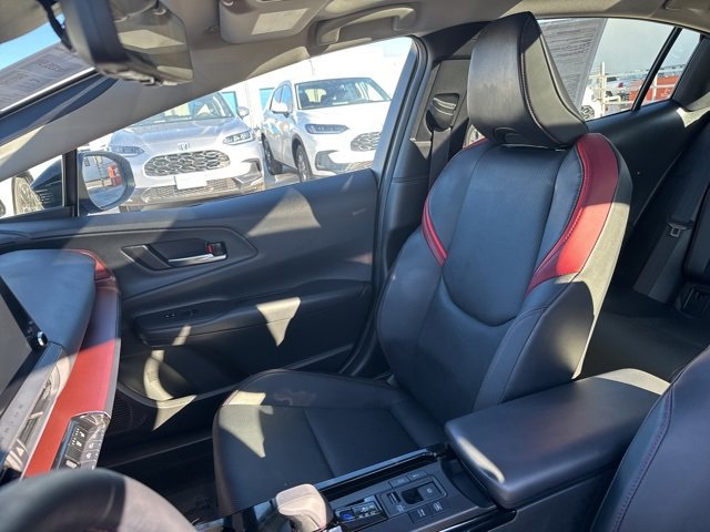 Used 2024 Toyota Prius Prime Premium image 14