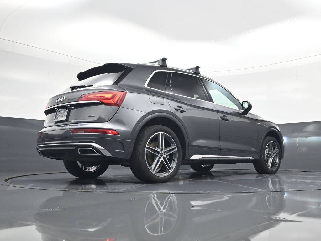 Used 2021 Audi Q5 e Premium Plus w/ Premium Plus Package image 22