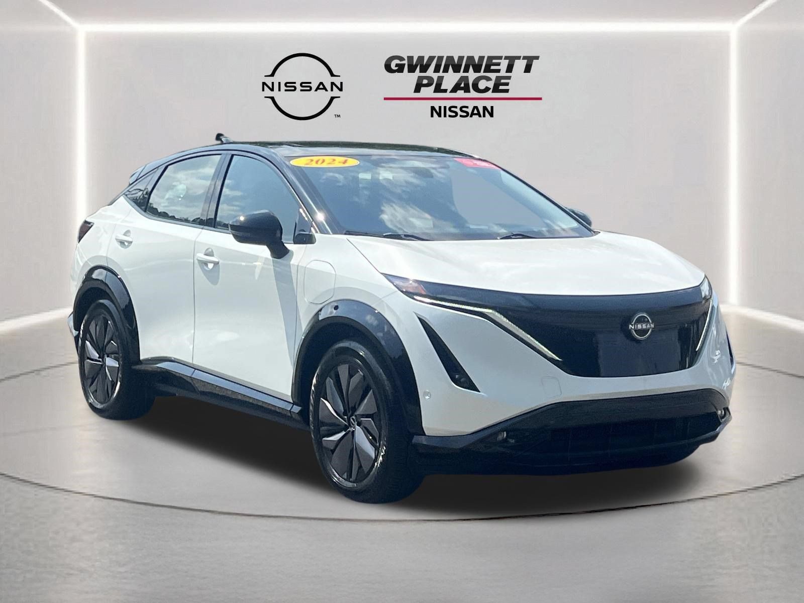 Certified 2024 Nissan Ariya AWD image 30