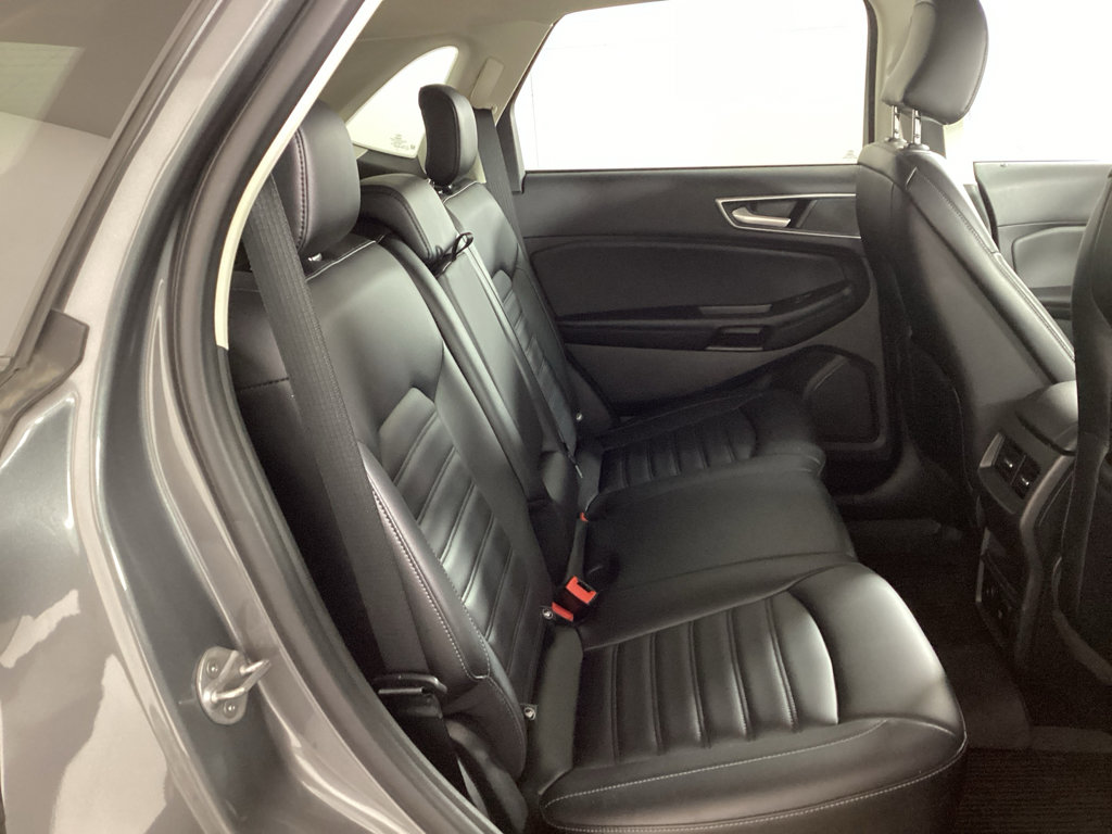 Used 2023 Ford Edge SEL w/ Convenience Package image 12