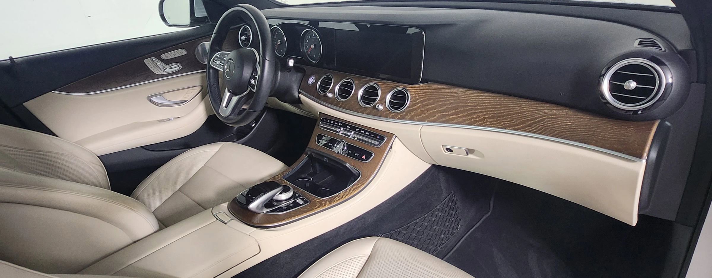 Used 2019 Mercedes-Benz E 450 E 450 4MATIC Sedan 4D image 21