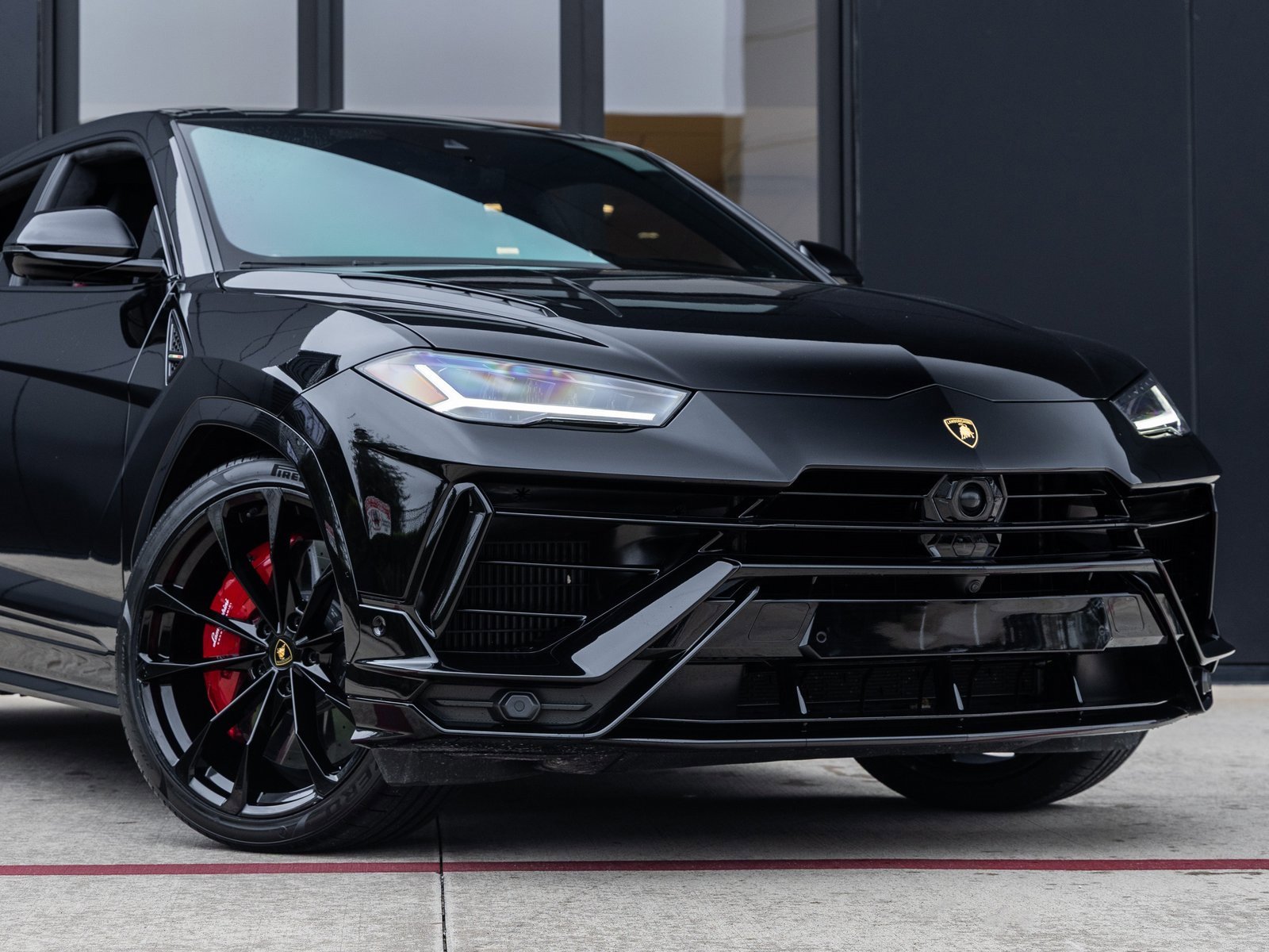 Used 2024 Lamborghini Urus S image 5
