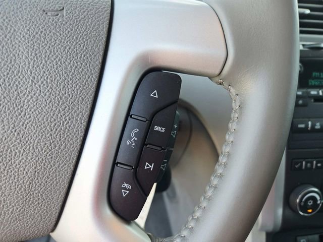 Used 2010 Chevrolet Traverse LT w/ Personal Connectivity Package FWD image 19
