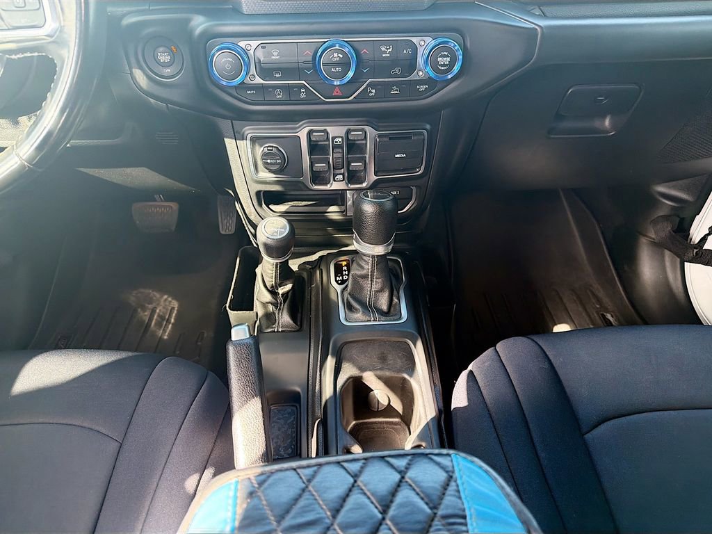 Used 2020 Jeep Gladiator Overland w/ Safety Group image 18