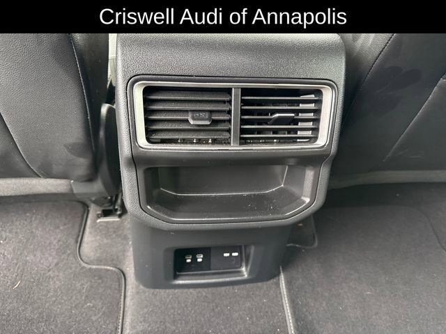 Used 2024 Volkswagen Atlas Cross Sport SE FWD image 12