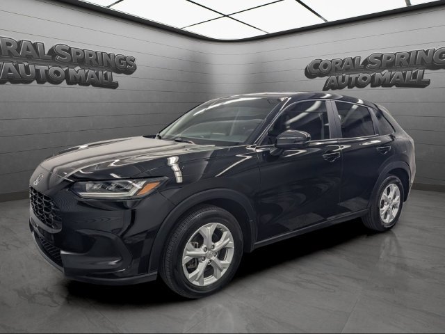 Used 2025 Honda HR-V LX image 3