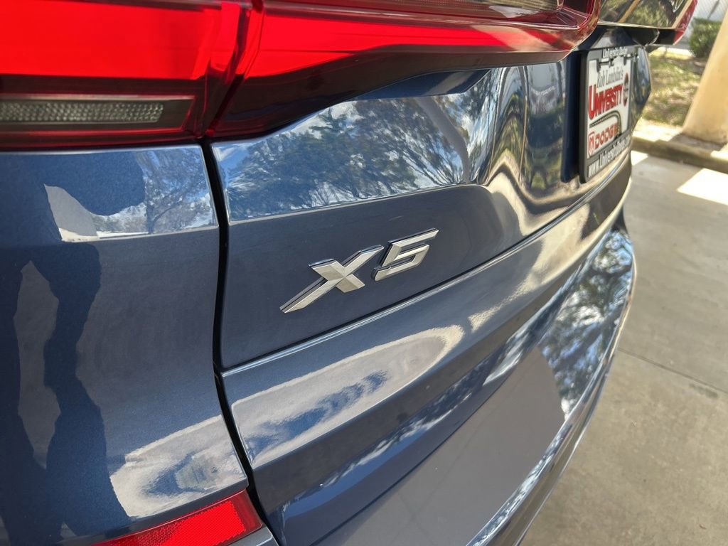 Used 2022 BMW X5 xDrive40i w/ M Sport Package image 18