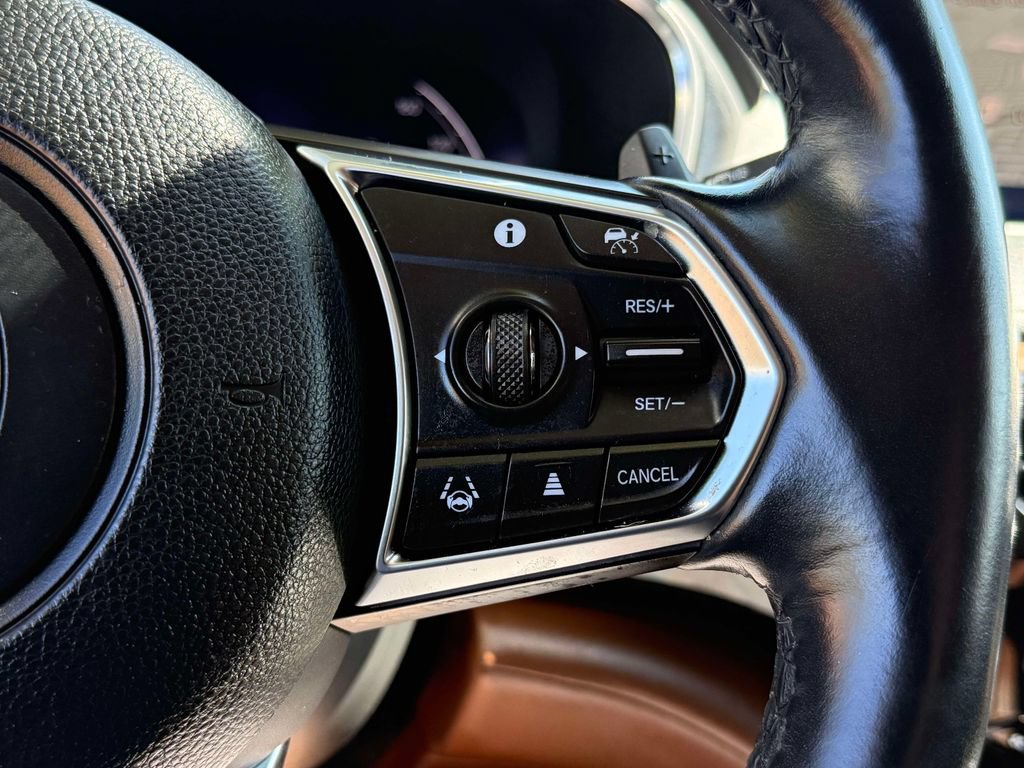 Used 2023 Acura MDX w/ Technology Package AWD/4WD image 32
