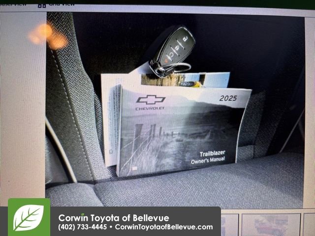 Used 2025 Chevrolet TrailBlazer LT image 6