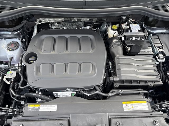 New 2026 Volkswagen Tiguan SE R-Line AWD/4WD image 30