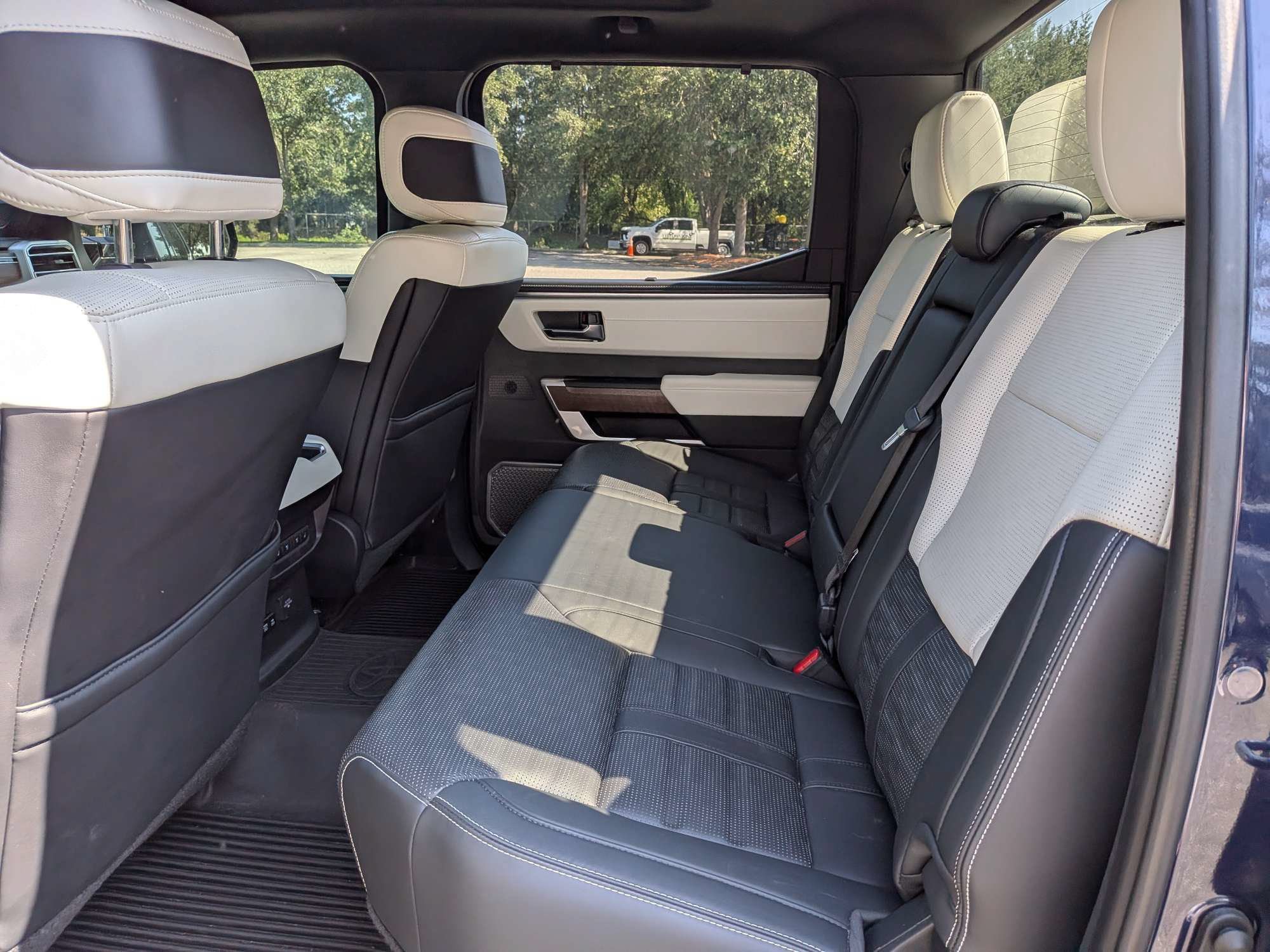 Used 2024 Toyota Tundra Capstone AWD/4WD image 14