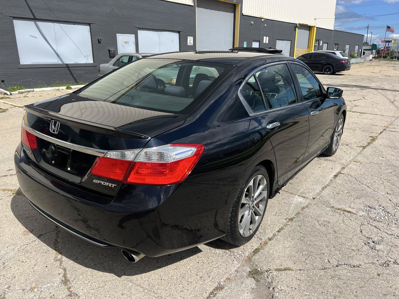 Used 2014 Honda Accord Sport image 6