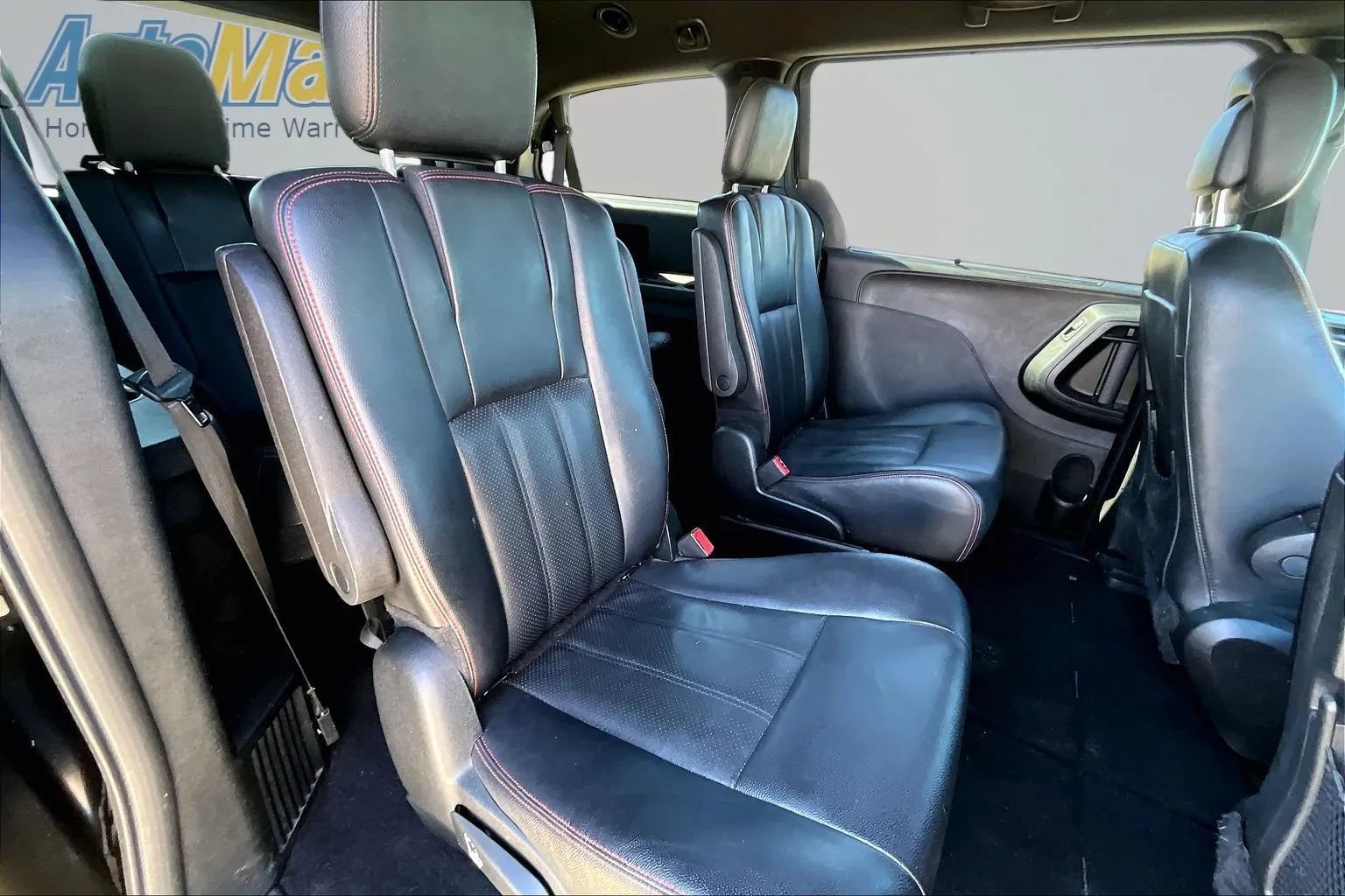 Used 2018 Dodge Grand Caravan GT FWD image 23