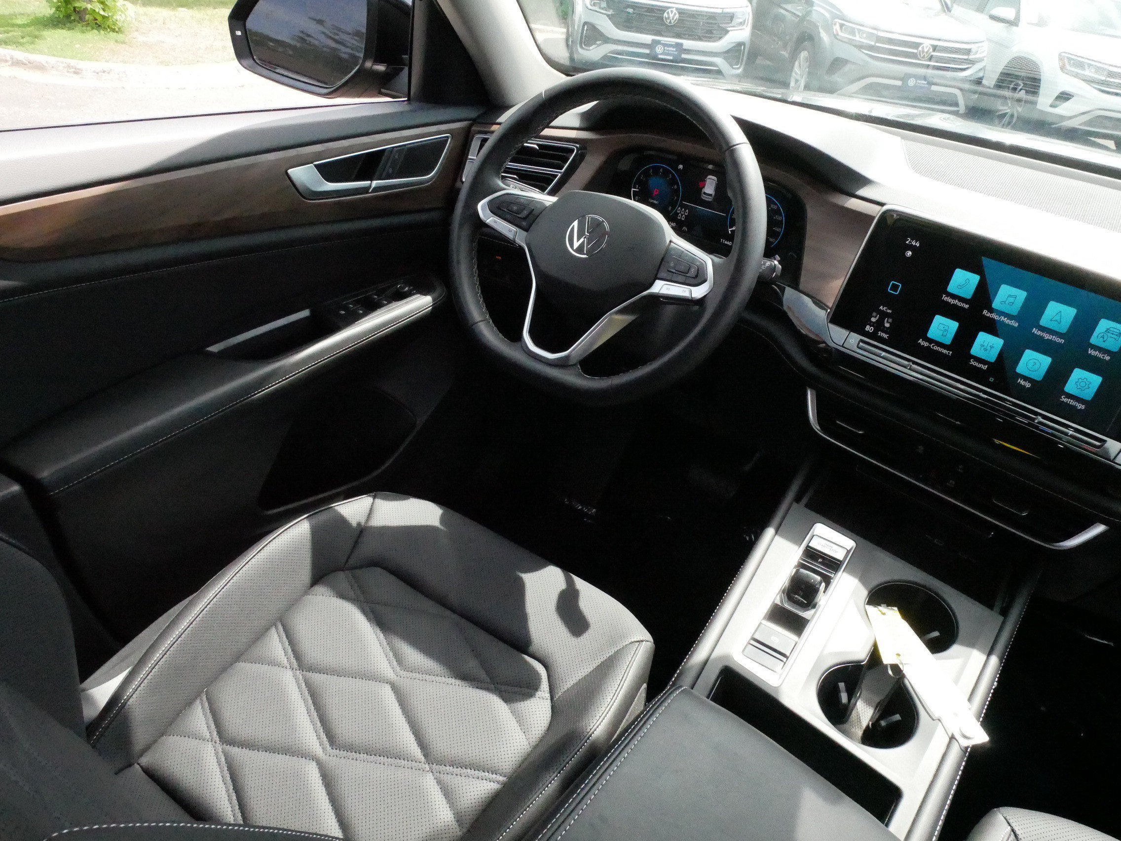 Certified 2026 Volkswagen Atlas SE AWD/4WD image 9