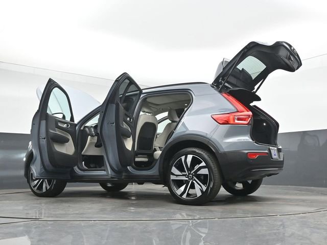 Used 2023 Volvo XC40 B5 Plus w/ Protection Package Premier AWD/4WD image 54