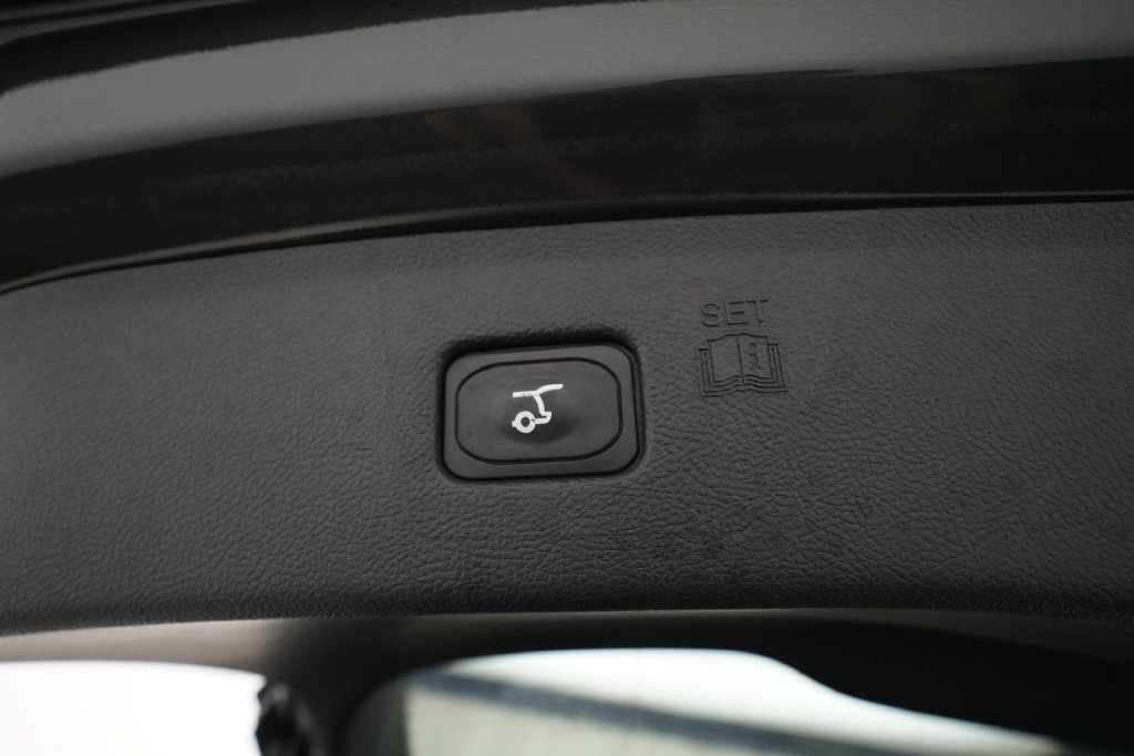 Used 2024 Ford Edge SEL w/ Convenience Package AWD/4WD image 15