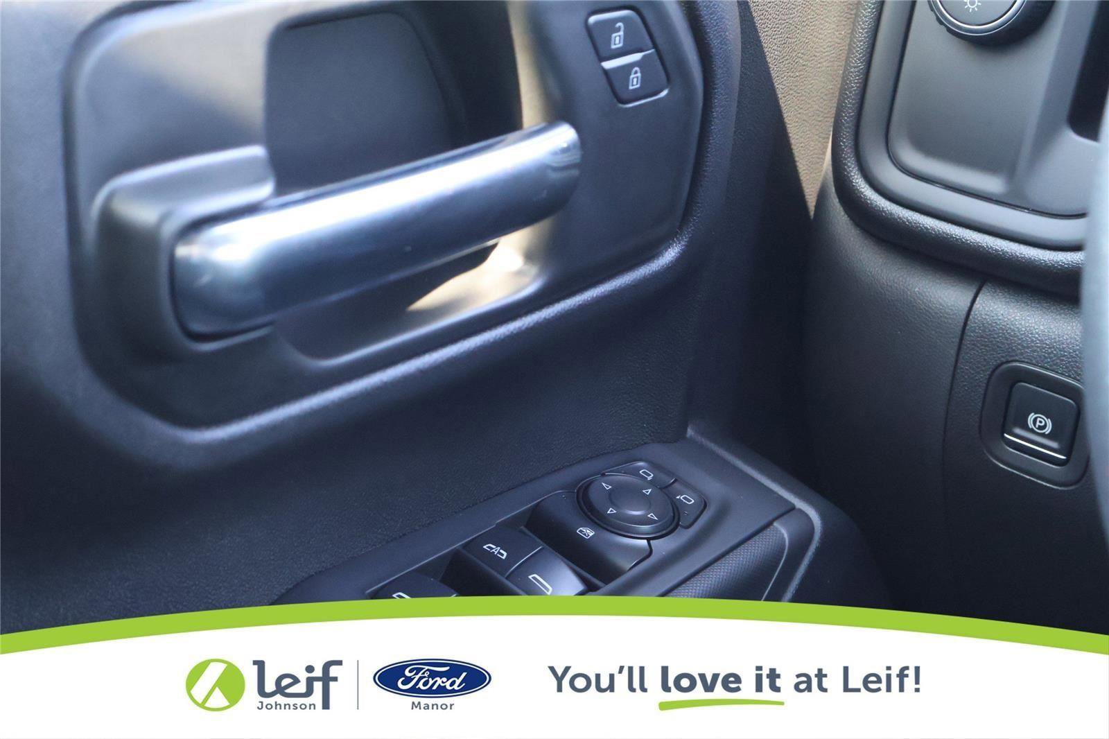 Used 2024 Chevrolet Silverado 1500 Custom image 16