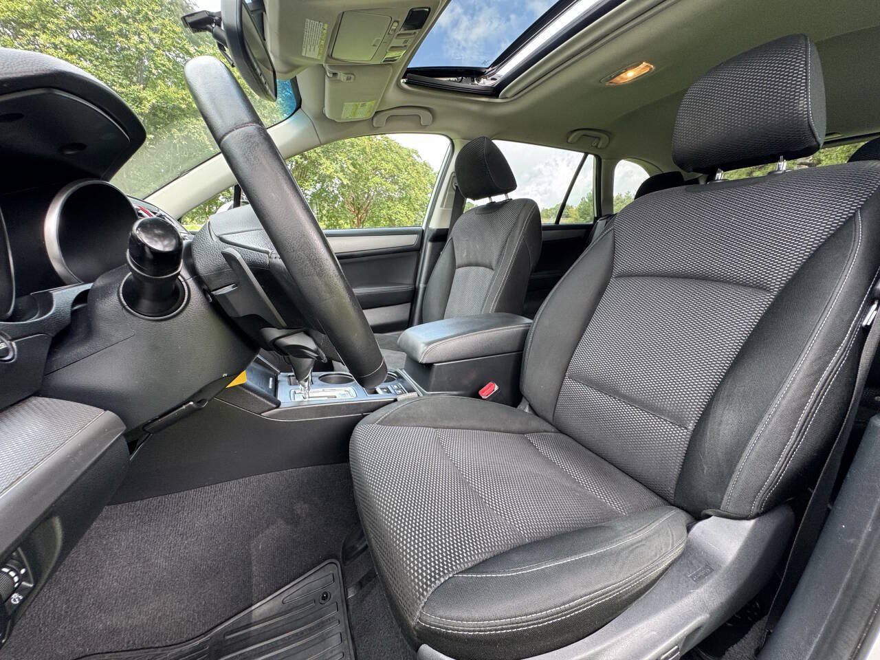 Used 2015 Subaru Outback 2.5i Premium AWD/4WD image 11